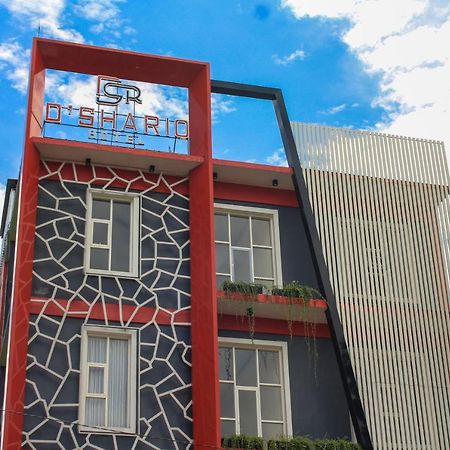D'Shario Hotel Kepanjen مالانغ المظهر الخارجي الصورة
