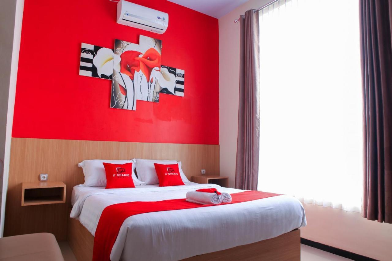 D'Shario Hotel Kepanjen مالانغ المظهر الخارجي الصورة