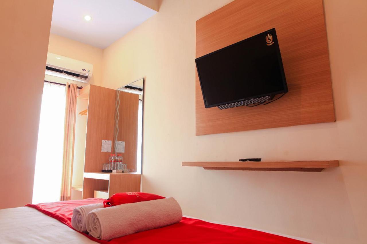 D'Shario Hotel Kepanjen مالانغ المظهر الخارجي الصورة
